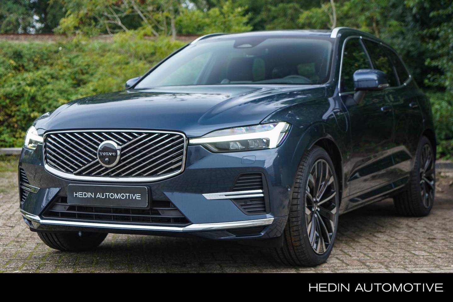 Volvo XC60 - 2.0 T8 Plug-in hybrid AWD Ultra Bright Exec. Ed. Actieve Luchtvering | Bowers&Wilkins | Pa - AutoWereld.nl