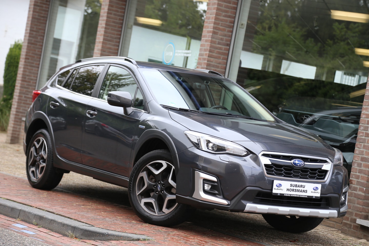 Subaru XV - 2.0i e-BOXER 4WD Luxury Navi Camera ACC Trekhaak - AutoWereld.nl