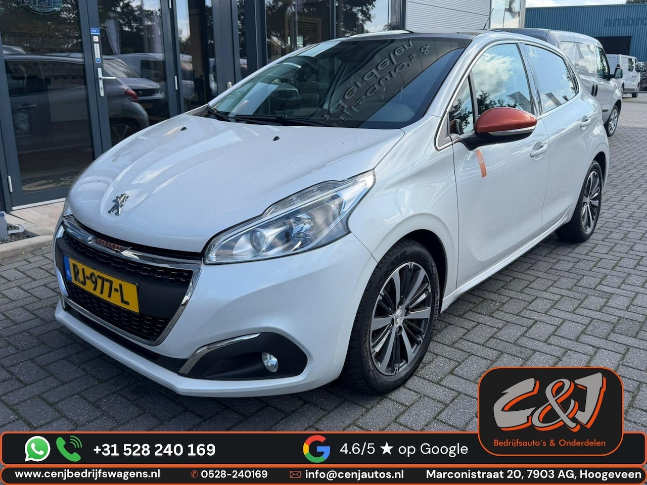 Peugeot 208 - 1.2 PureTech Roland Garros airco l cruise l pano l MARGE - AutoWereld.nl