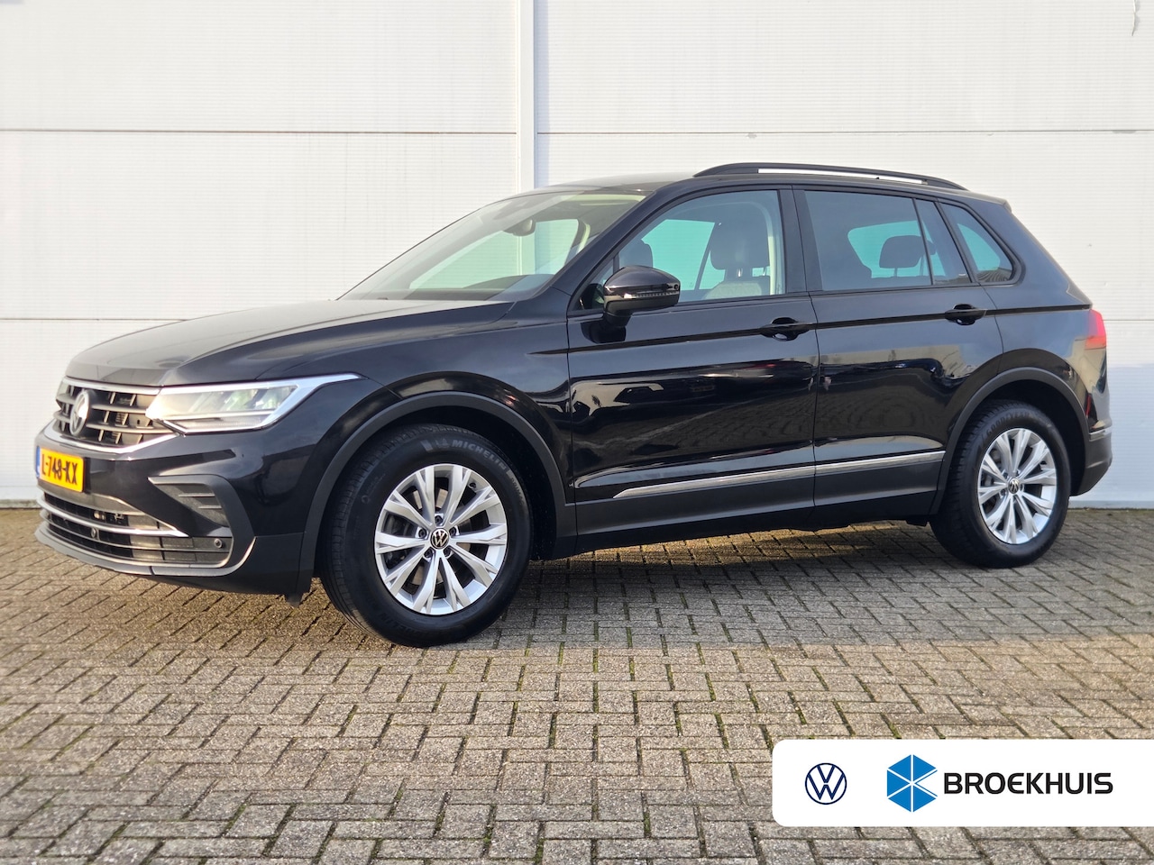 Volkswagen Tiguan - 1.5 TSI Life Business | Cruise control adaptief met Stop&Go | DAB ontvanger | Elektrisch b - AutoWereld.nl