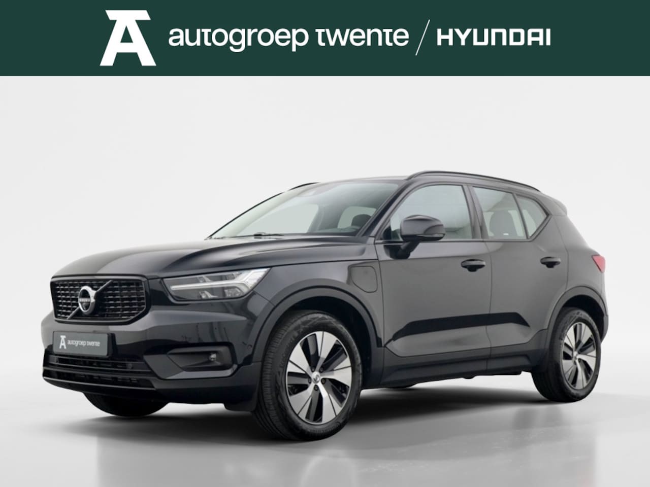 Volvo XC40 - 1.5 T4 Recharge R-Design Expression | 360 camera | Navigatie - AutoWereld.nl
