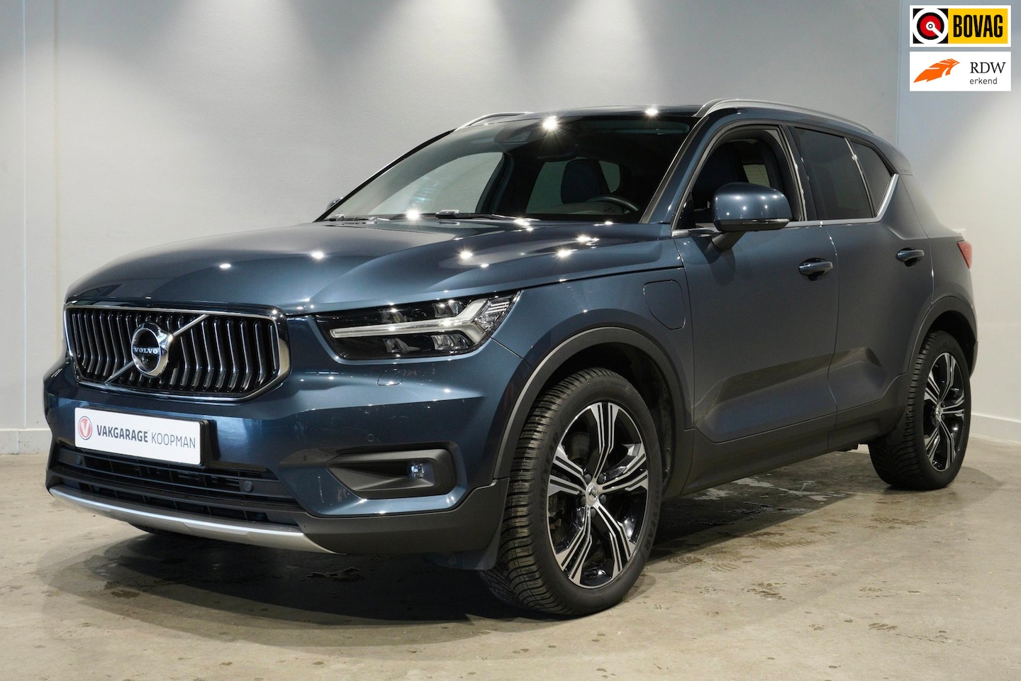 Volvo XC40 - 1.5 T4 Recharge Inscription Expression ACC|H&K|Dodehoek|Pano - AutoWereld.nl