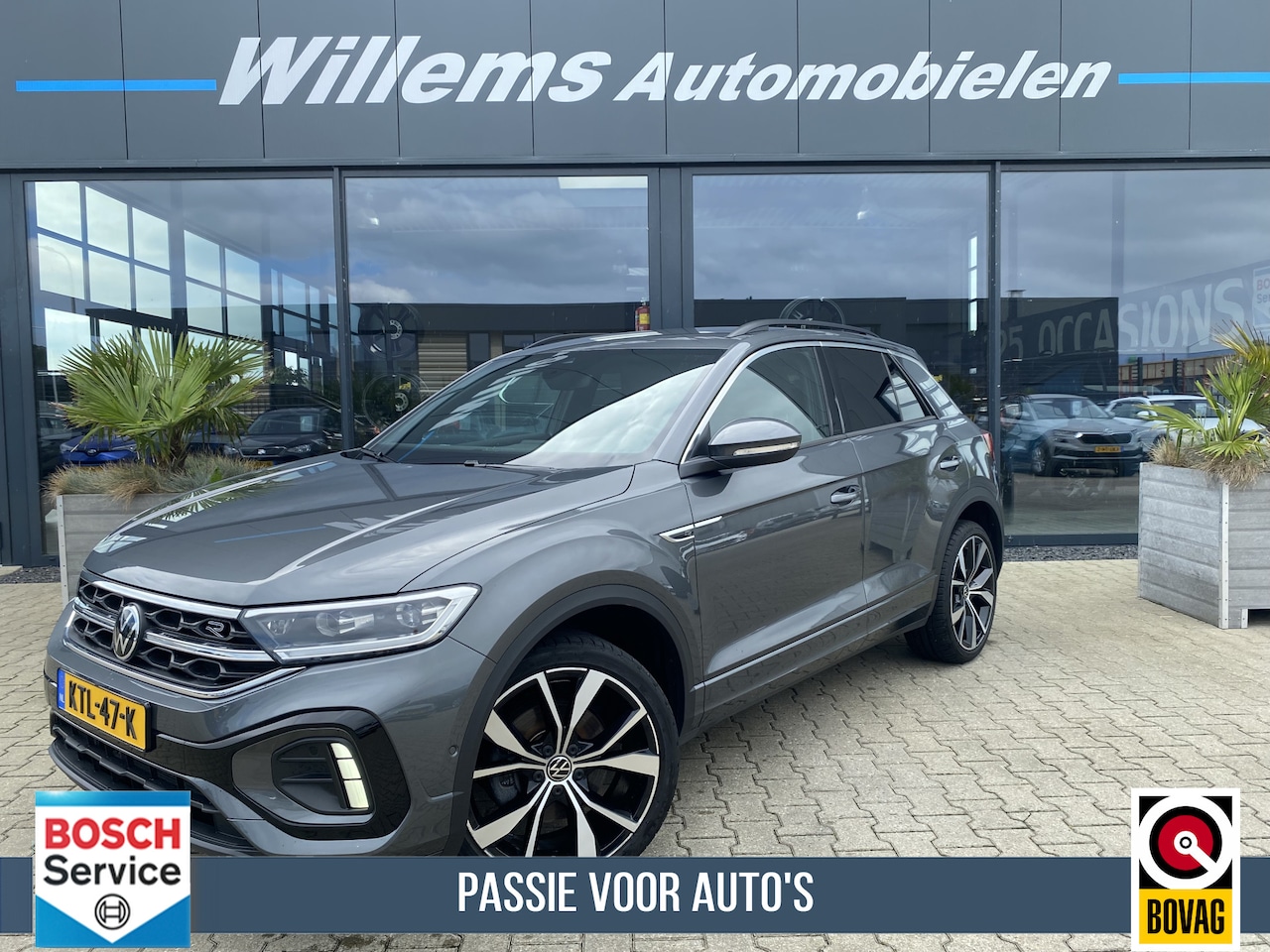 Volkswagen T-Roc - 1.5 TSI R-Line Business App Connect , Navigatie , Adaptive Cruise Control - AutoWereld.nl