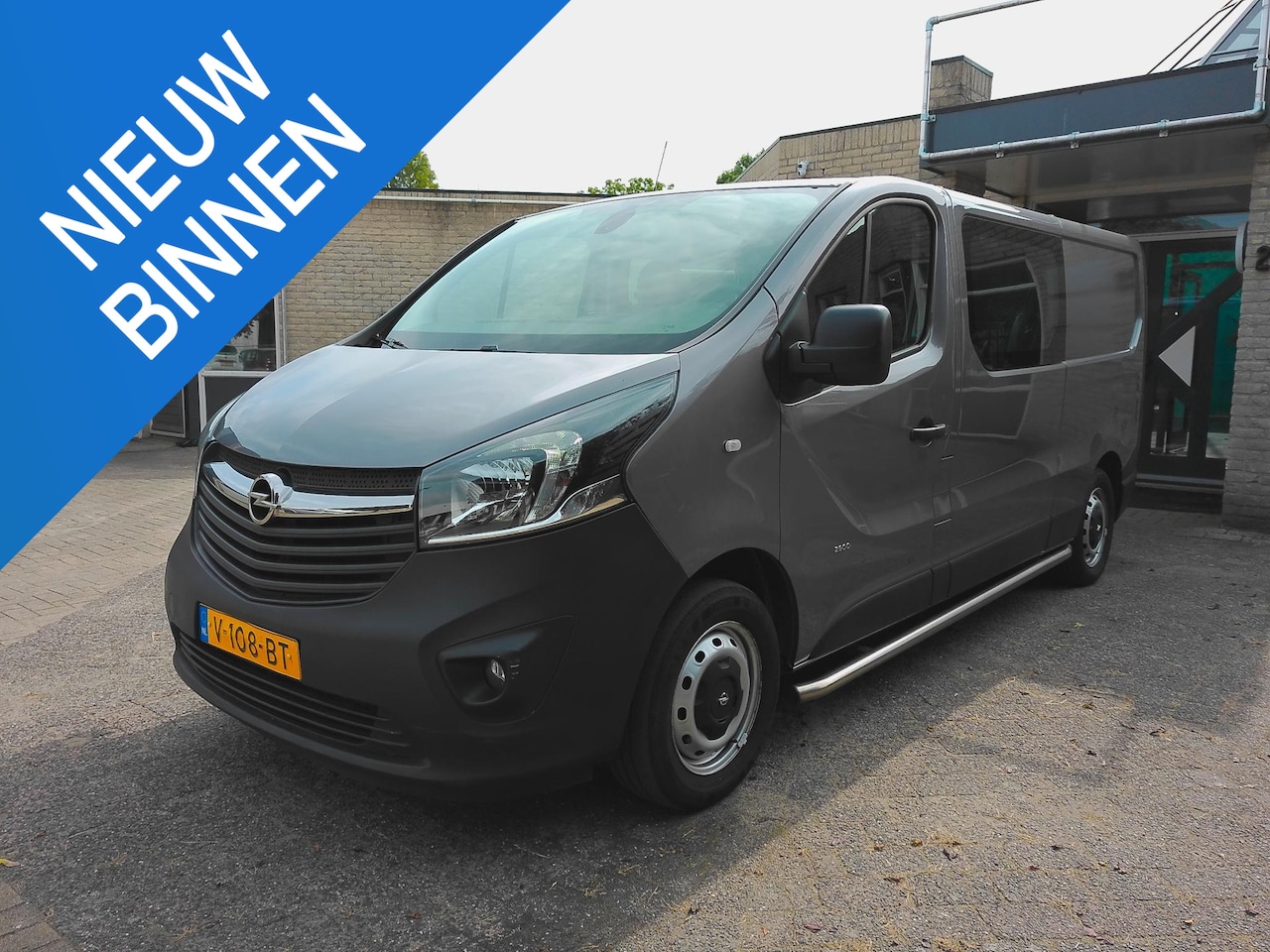 Opel Vivaro - 1.6 CDTI L2H1 DC Sport EcoFlex 6 PERSOONS|ZEER NETTE BUS! - AutoWereld.nl