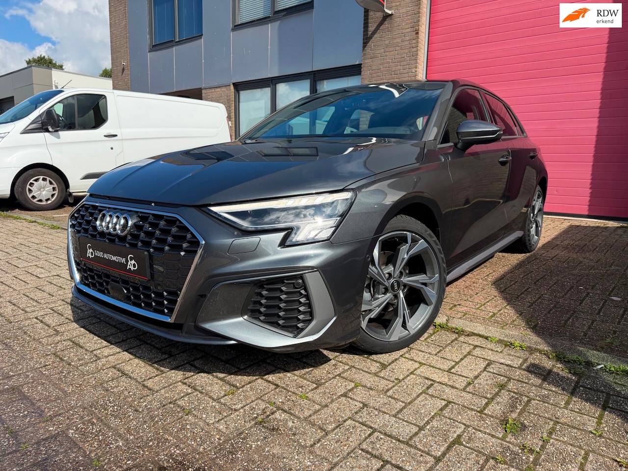 Audi A3 Sportback - 35 TFSI 3xS edition, Keyless, Camera - AutoWereld.nl