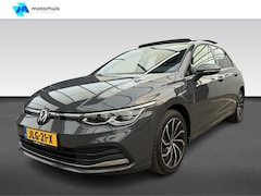 Volkswagen Golf - 1.4 eHybrid PHEV 204PK DSG STYLE PANO IQ LIGHT NAVI WINTERPACK
