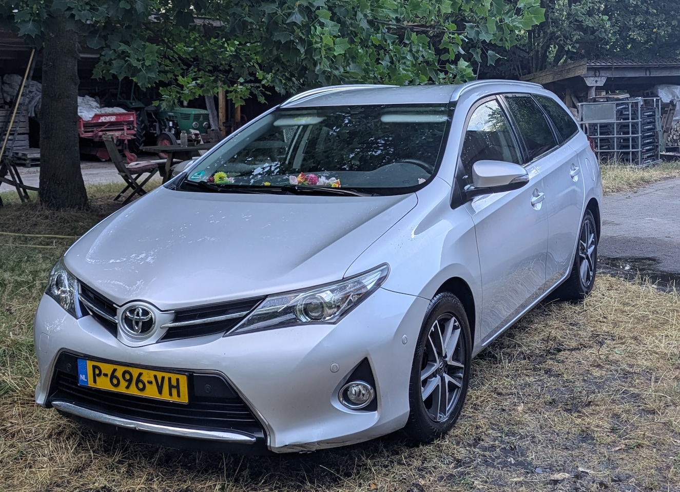 Toyota Auris Touring Sports - 1.6 Aspiration - AutoWereld.nl