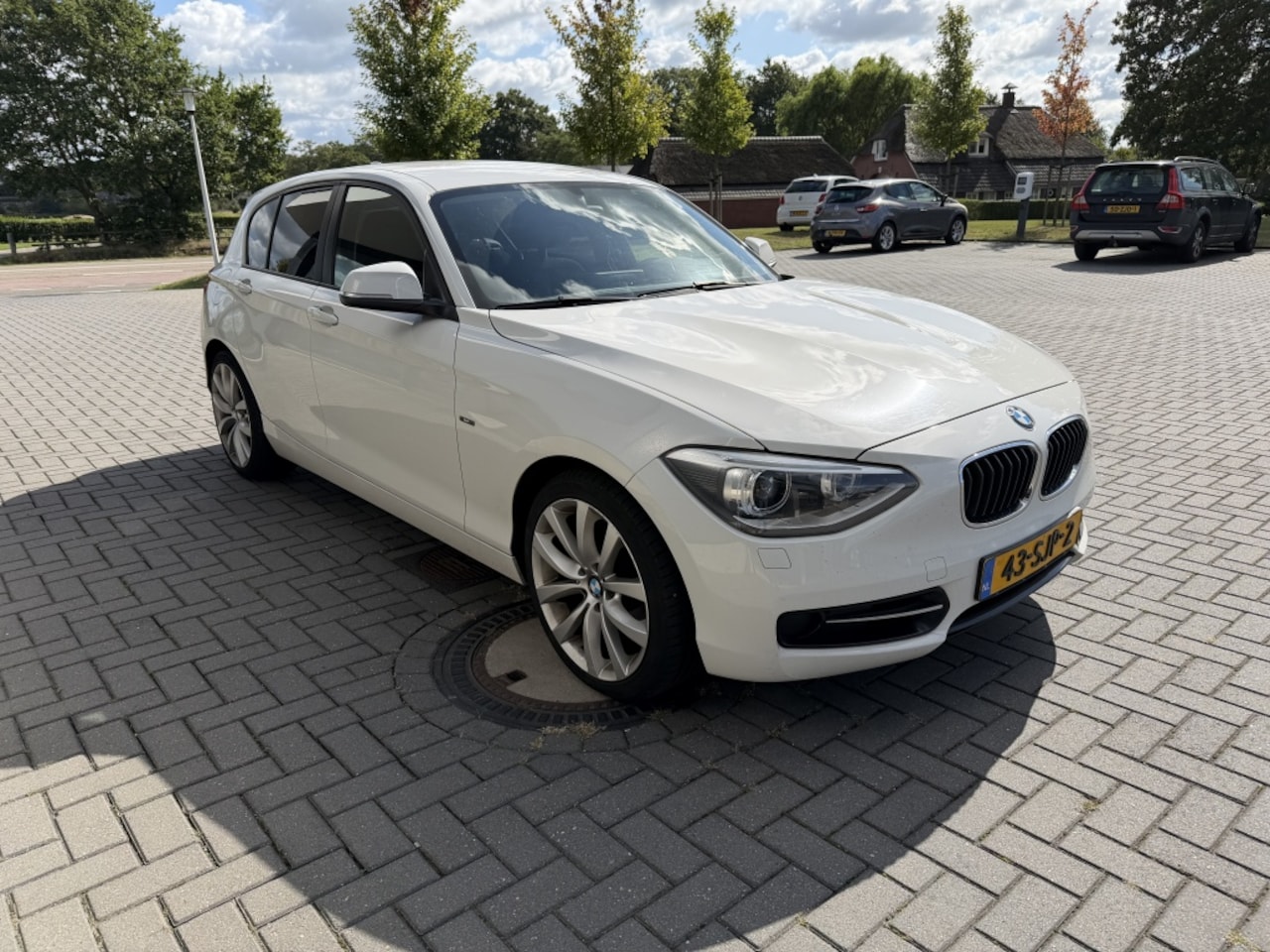 BMW 1-serie - 118i 118i - AutoWereld.nl