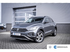 Volkswagen T-Roc - 1.0 TSI Life 75 Edition | Achteruitrijcamera | Airco | Cruise control adaptief