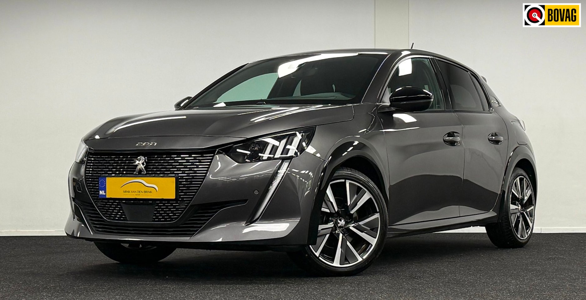 Peugeot 208 - 1.2 Puretech GT-line*Automaat*Navi*Camera*Carplay* - AutoWereld.nl
