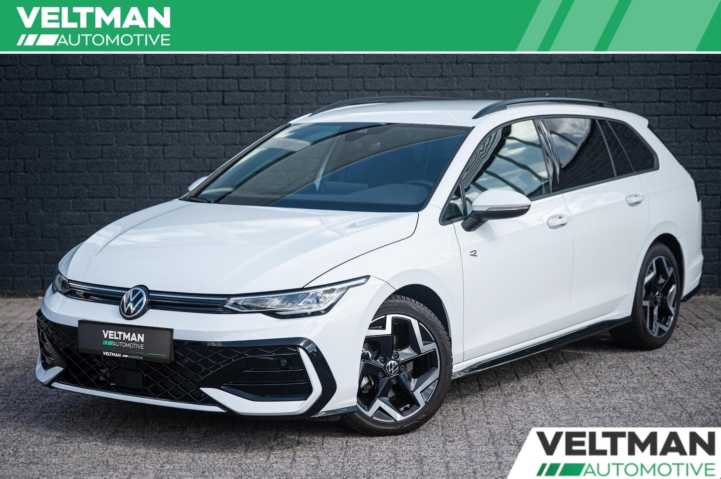 Volkswagen Golf Variant - 1.5 eTSI R-Line ACC TREKHAAK STUURVERWARMING LED CARPLAY - AutoWereld.nl