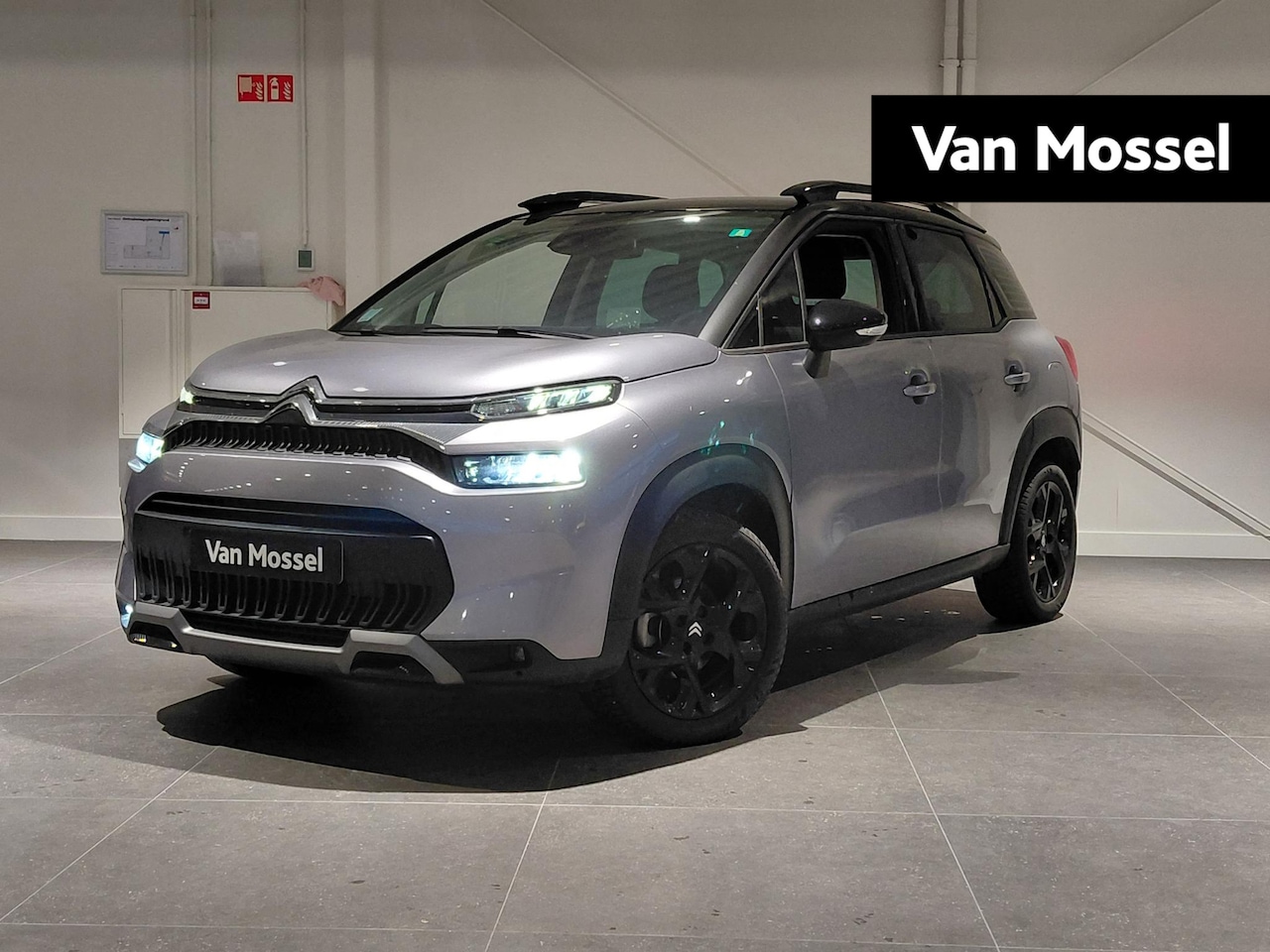 Citroën C3 Aircross - 1.2 110PK Max | HOGE INSTAP | HOGE ZIT | NAVIGATIE | CAMERA ACHTER | PARKEERSENSOREN | LIC - AutoWereld.nl