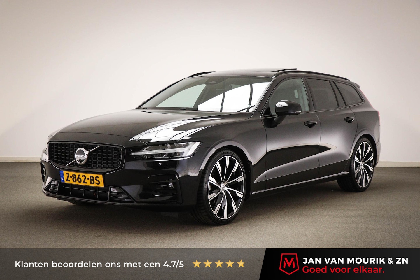 Volvo V60 - 2.0 B4 Ultimate Dark | PANORAMADAK | HEAD UP | STANDKACHEL | ACHTERBANKVERWARMING | 360 CA - AutoWereld.nl