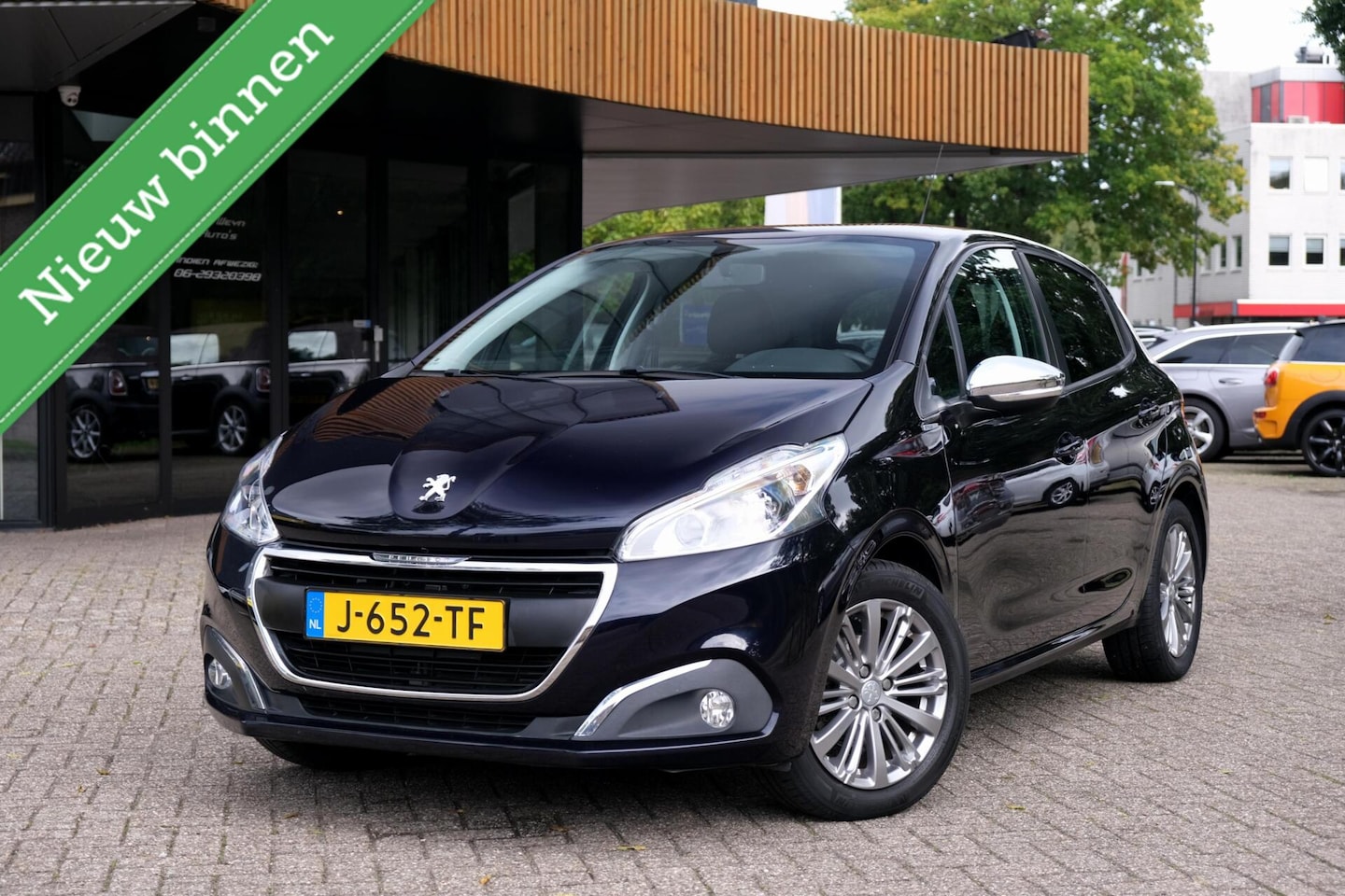 Peugeot 208 - 1.2 PureTech Allure|Rijklaar!|Carplay|AndroidAuto|Navi|Cruise LM Velgen|Navi - AutoWereld.nl