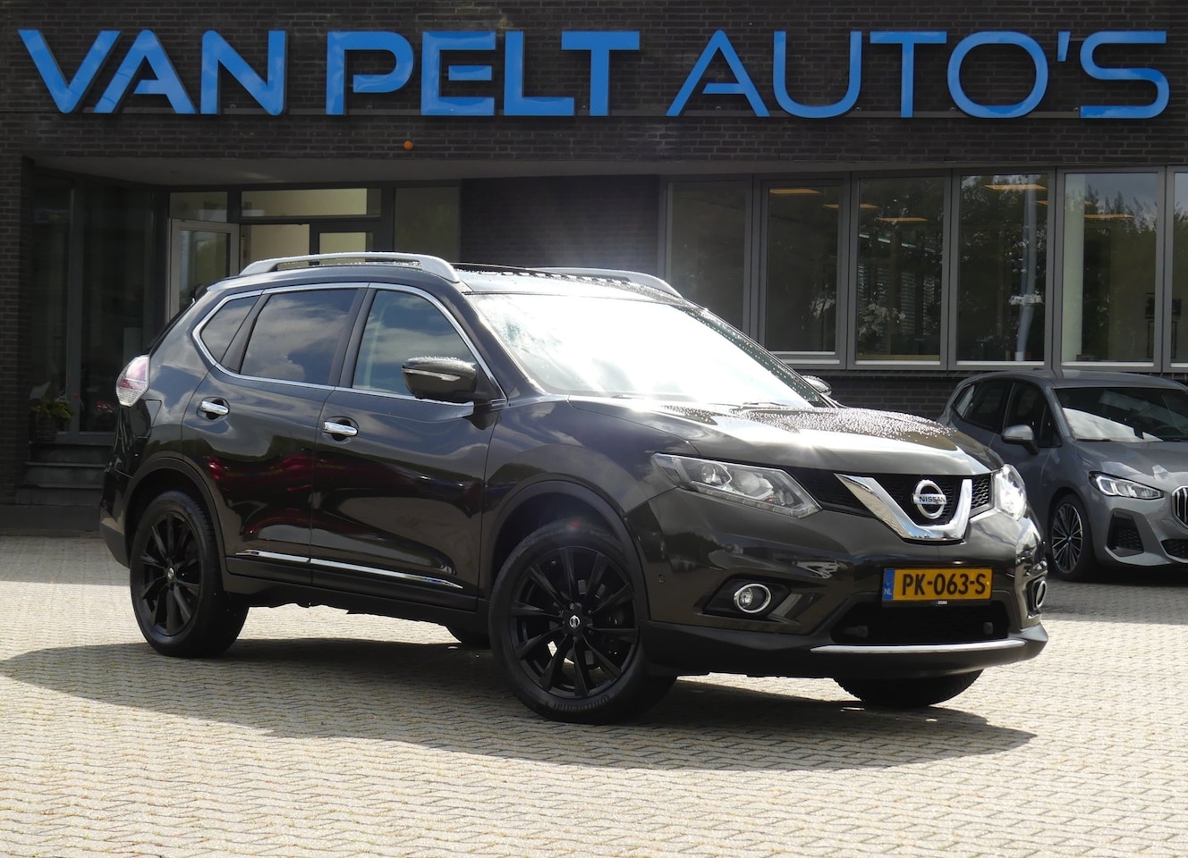 Nissan X-Trail - 1.6 DIG-T 163PK Business / PANO / LEDER - AutoWereld.nl