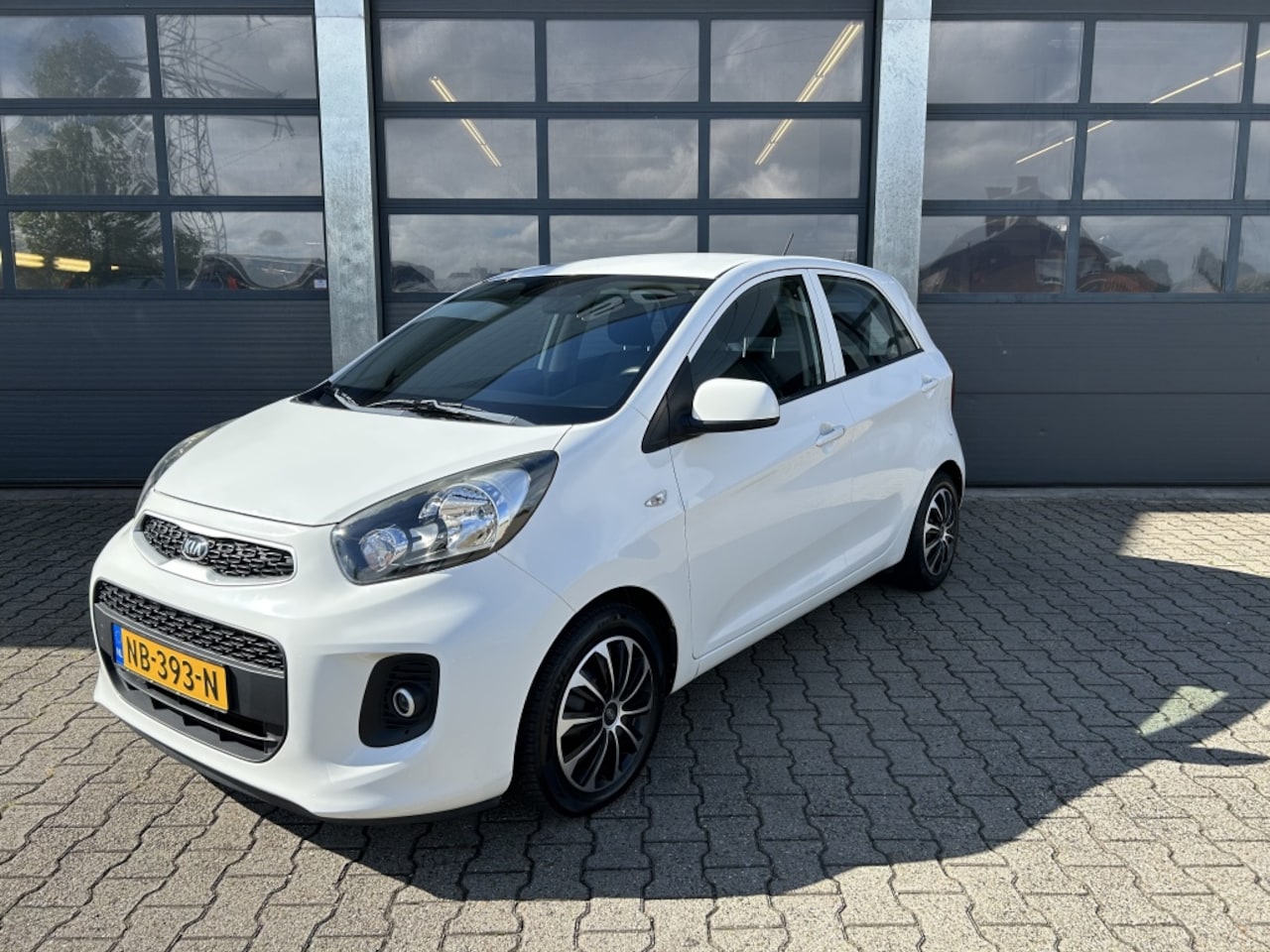 Kia Picanto - 1.0 CVVT 66 PK 5D EconomyPlusLine - AutoWereld.nl