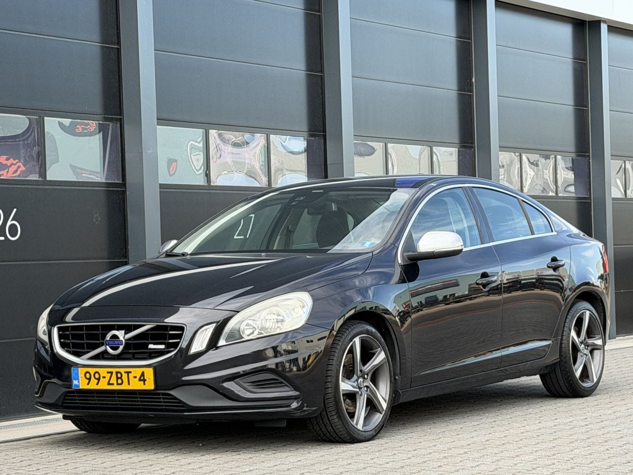 Volvo S60 - S-60 2.0 D4 R-Design Navi Clima PDC - AutoWereld.nl