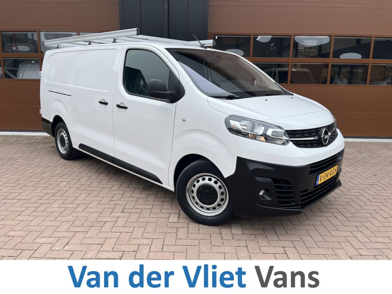 Opel Vivaro - 2.0 CDTI 123pk E6 L3H1 Edition Automaat 3p Lease € p/m, Imperiaal, Airco, PDC, Navi, Carp - AutoWereld.nl