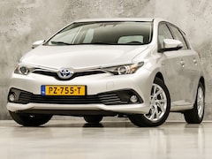 Toyota Auris - 1.8 Hybrid Sport Automaat (NAVIGATIE, CAMERA, CRUISE, SPORTSTOELEN, KEYLESS, LM VELGEN, NI