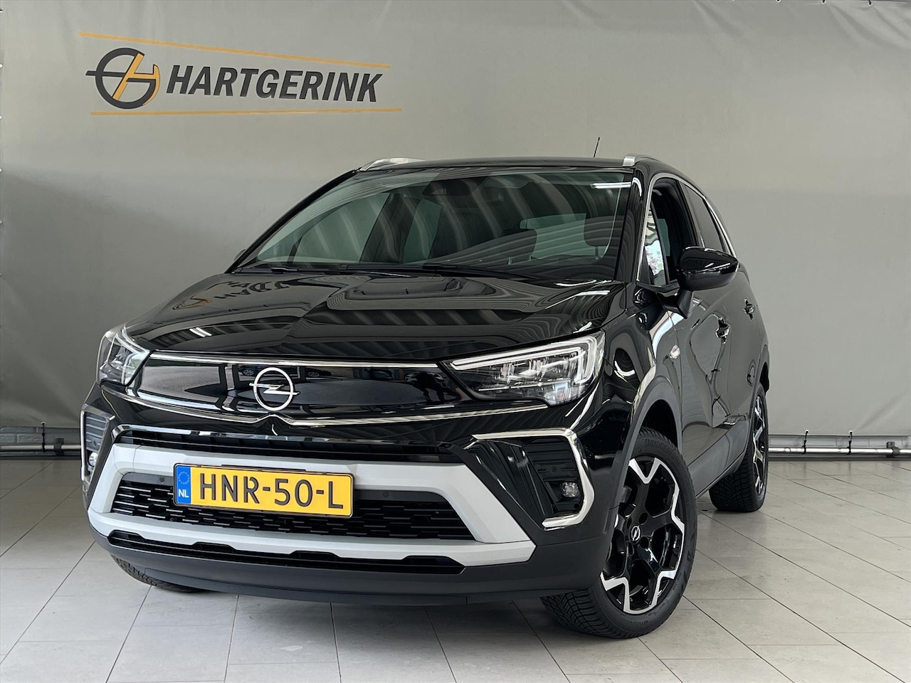 Opel Crossland - 1.2 130pk Ultimate Automaat* Navi / Camera / HUD / PDC / Winterpakket - AutoWereld.nl