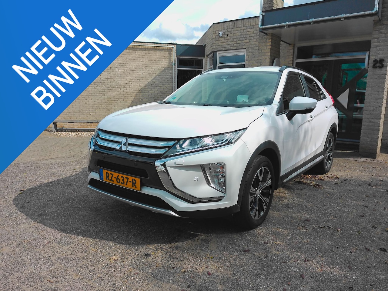 Mitsubishi Eclipse Cross - 1.5 DI-T Intense S VOL OPTIES|DEALER ONDERHOUDEN! - AutoWereld.nl