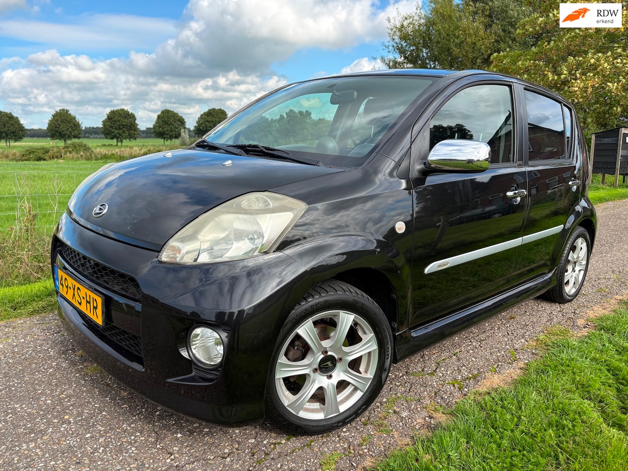 Daihatsu Sirion 2 - 1.3-16V Sport|Airco|APK - AutoWereld.nl