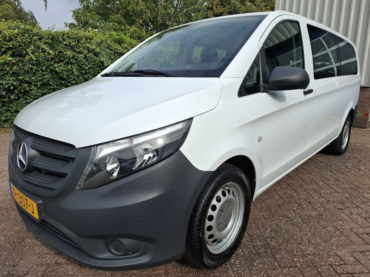 Mercedes-Benz Vito Tourer - 114 BlueTEC 23995.- INCL BTW 9-PERSOONS 135PK - AutoWereld.nl