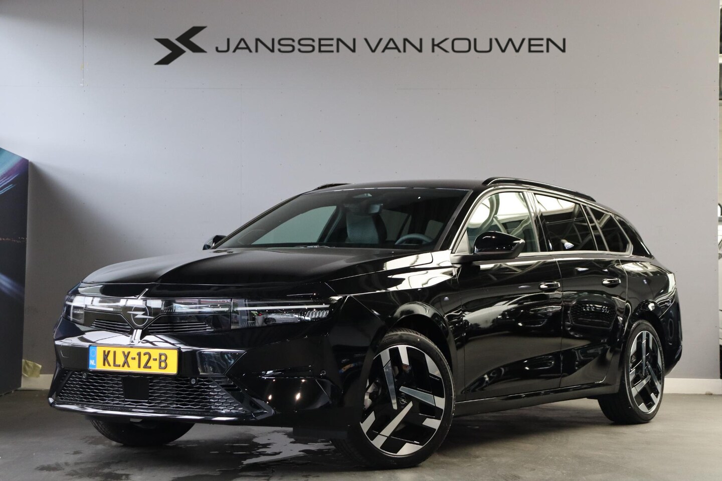 Opel Astra Electric - 58 kWh Business Edition Achteruitrijcamera Stoel-Stuurverwarming - AutoWereld.nl