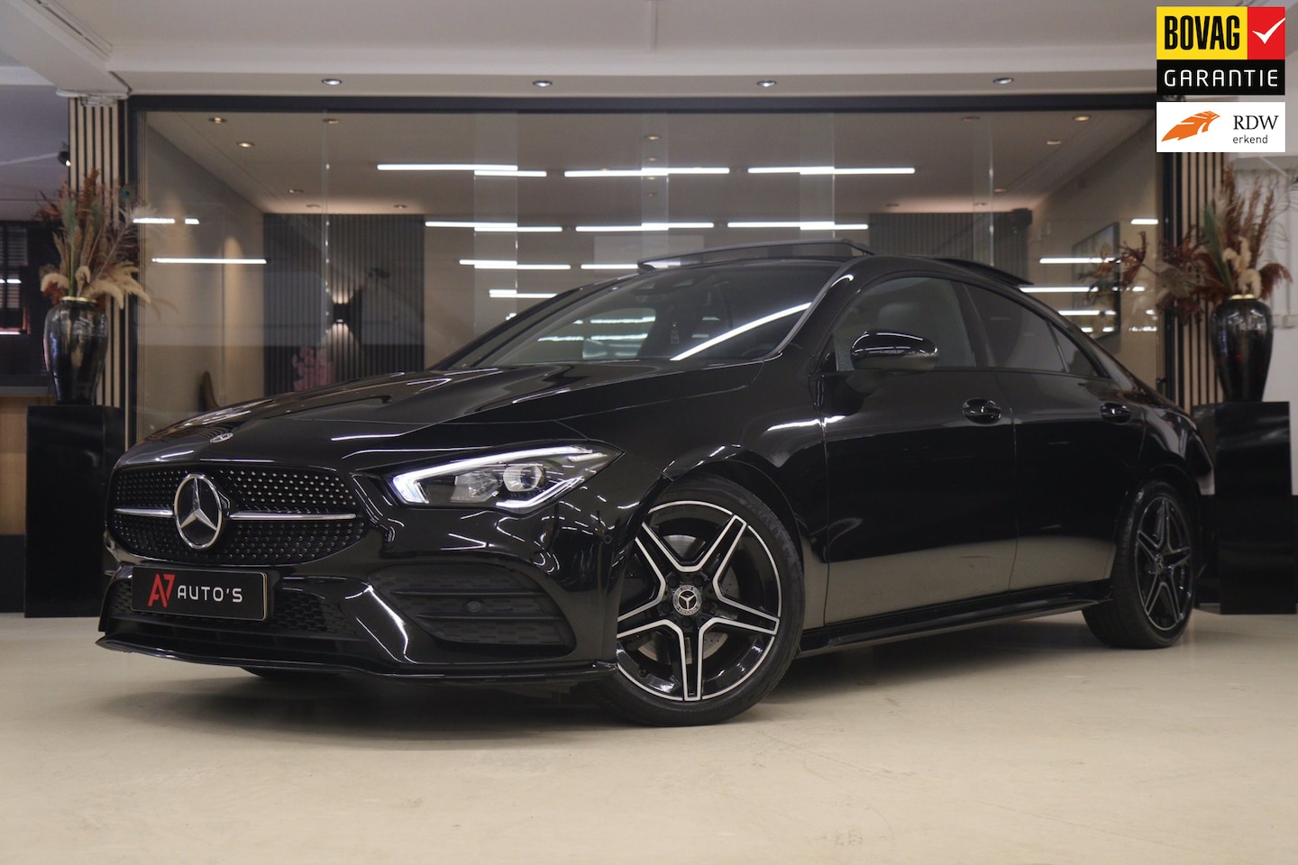 Mercedes-Benz CLA-Klasse - 200 Business Solution AMG PANO/CAM/KEYLESS/LANEASSIST/VOL - AutoWereld.nl