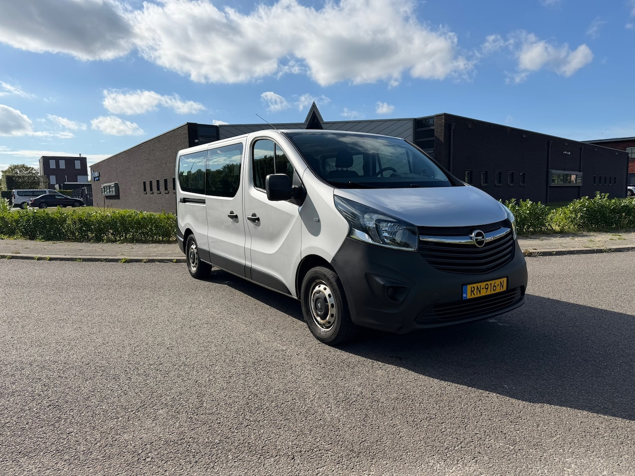Opel Vivaro Combi - 1.6 CDTI L2H1 ecoFLEX 1.6 CDTI L2H1 ecoFLEX - AutoWereld.nl