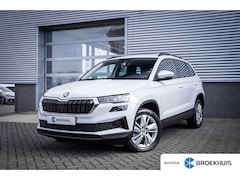 Skoda Karoq - 1.5 TSI ACT Business Edition | Achteruitrijcamera | Lichtmetalen velgen 17" | Trekhaak uit