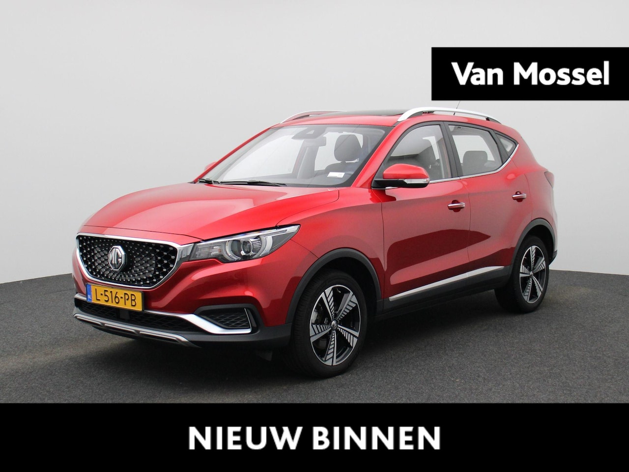 MG MG ZS EV - Luxury 45 kWh | ACHTERUITRIJCAMERA | PANORAMA | NAVIGATIE | CLIMATE CONTROL | STOELVERWARM - AutoWereld.nl