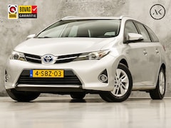 Toyota Auris Touring Sports - 1.8 Hybrid Sport Automaat (NAVIGATIE, CLIMATE, CAMERA, SPORTSTOELEN, CRUISE, NIEUWE APK, N
