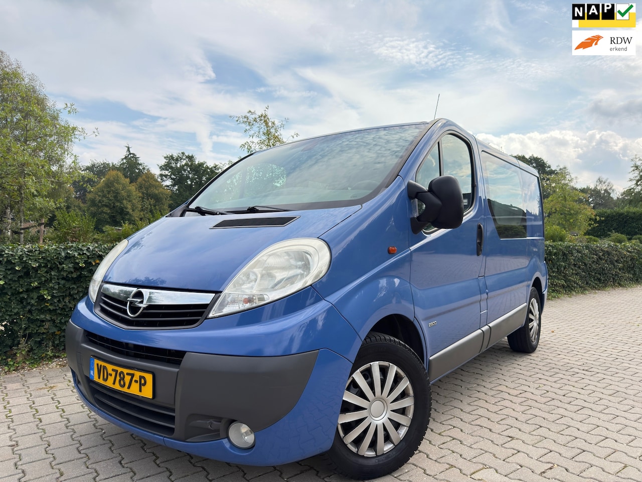Opel Vivaro - 2.0 CDTI L1H1 DC 2.0 CDTI L1H1 DC , Automaat , Dubbel Cab. / Airco / Cruise / Elec.Pakket / Pdc / Trekhaak. - AutoWereld.nl