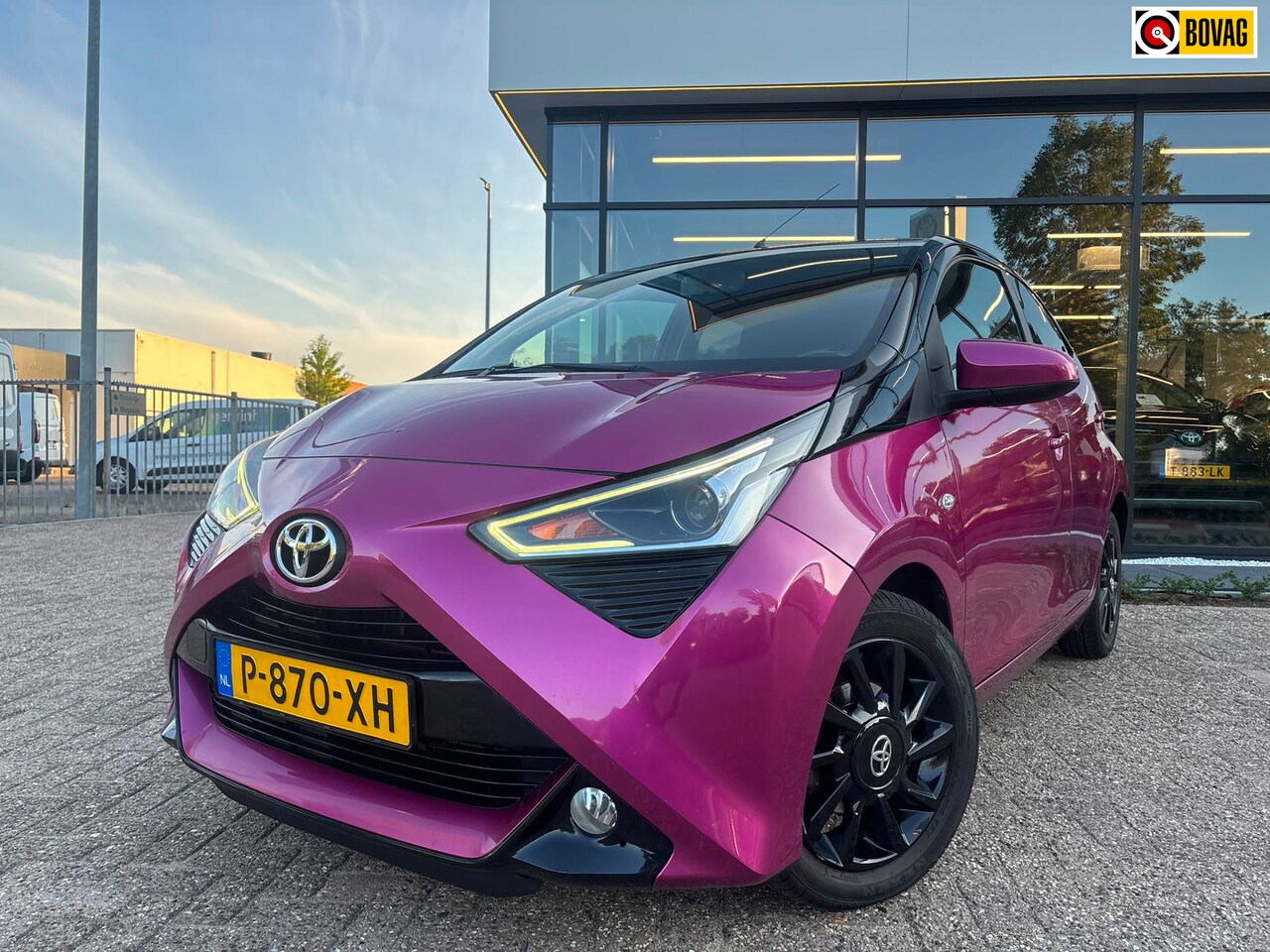 Toyota Aygo - 1.0 VVT-i x-joy 1.0 VVT-i x-joy - AutoWereld.nl
