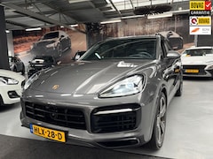 Porsche Cayenne - 3.0 E-Hybrid / Panorama / Sport