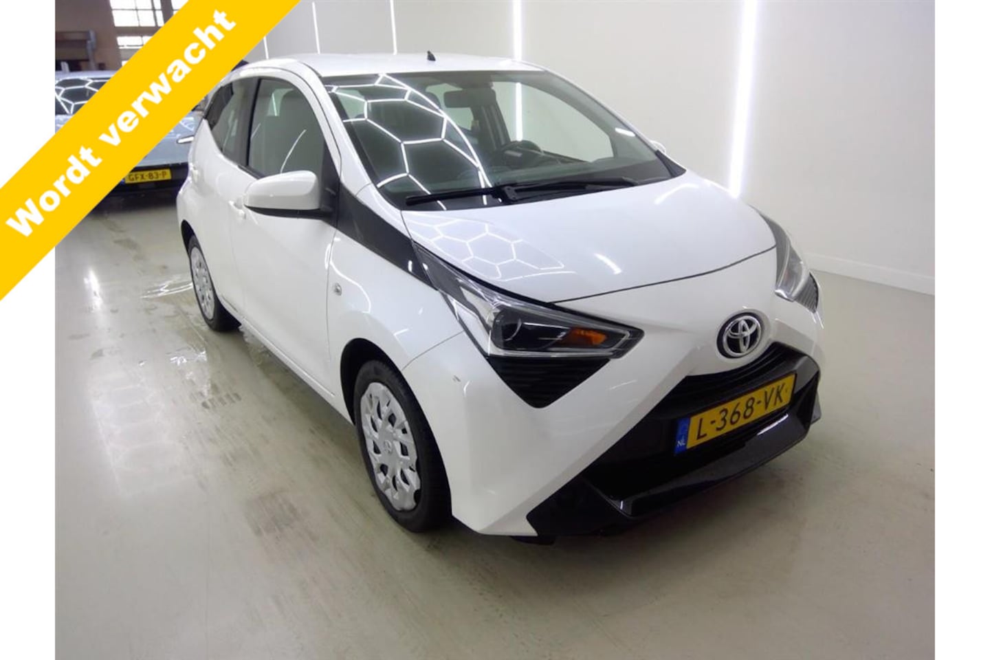 Toyota Aygo - 1.0 VVT-i x-play 1.0 VVT-i x-play, 1e eig! Camera! Carplay! VERWACHT! - AutoWereld.nl