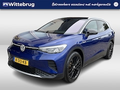 Volkswagen ID.4 - First 77 kWh / SOH 95%/ AUTOMAAT/ TREKHAAK/ PARK.SENSOREN V+A/ CAMERA/ STUUR+STOELVERWARM.