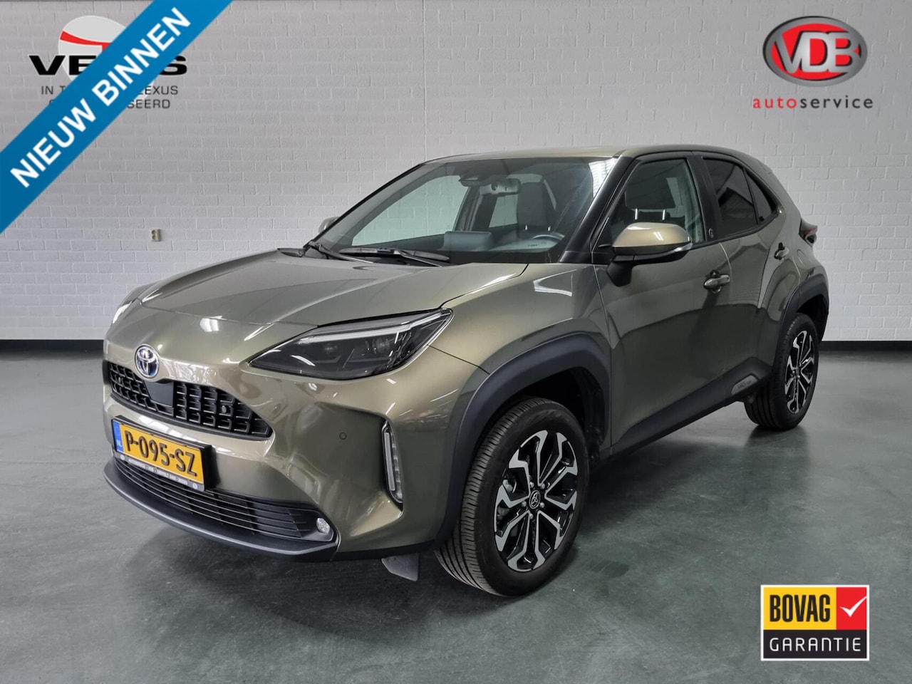 Toyota Yaris Cross - 1.5 Hybrid First Edition / Parkeersensoren voor en achter - AutoWereld.nl