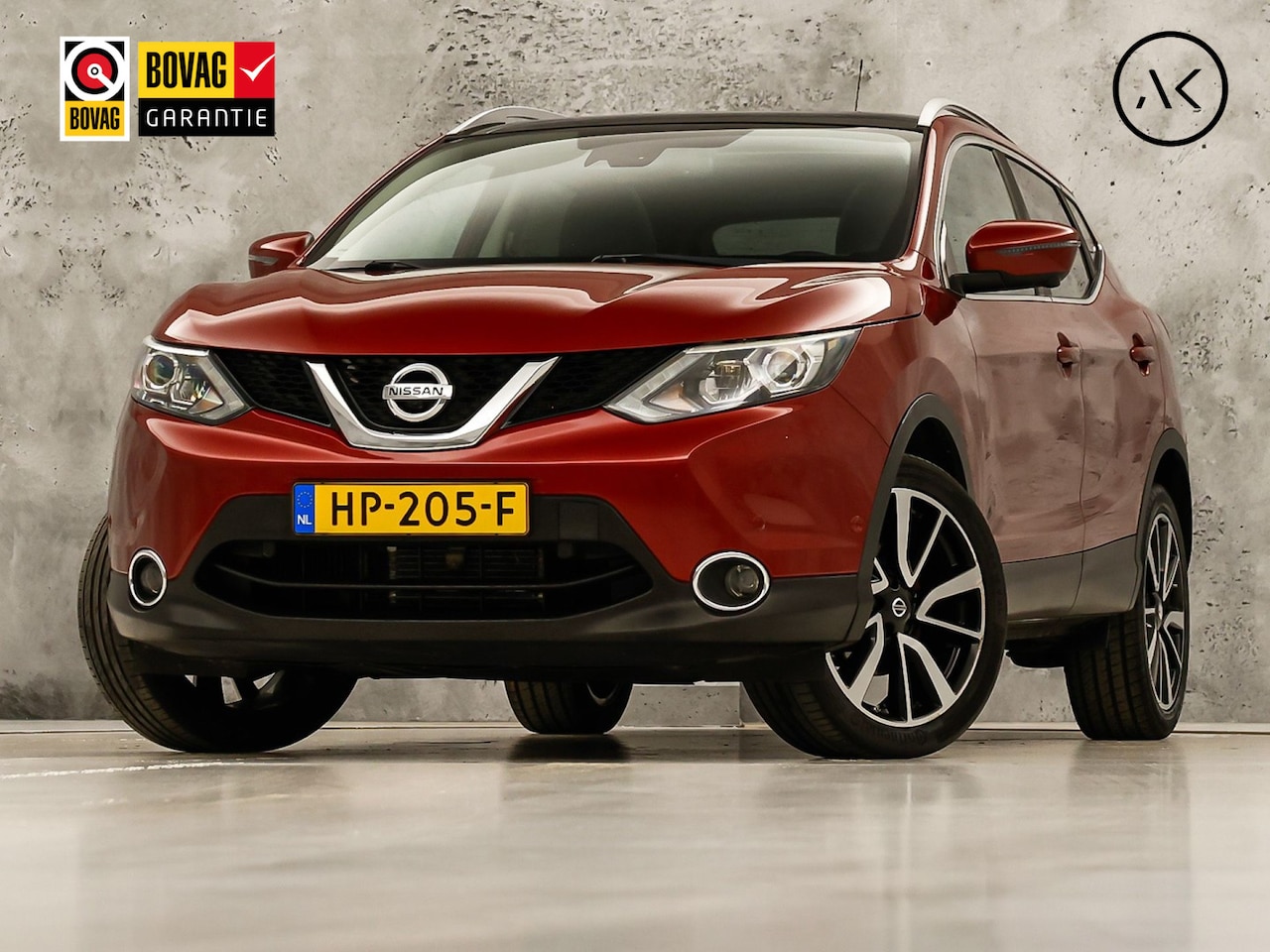Nissan Qashqai - 1.2 Tekna Automaat (PANORAMADAK, NAVIGATIE, LEDER, 360 CAMERA, STOELVERWARMING, SPORTSTOEL - AutoWereld.nl