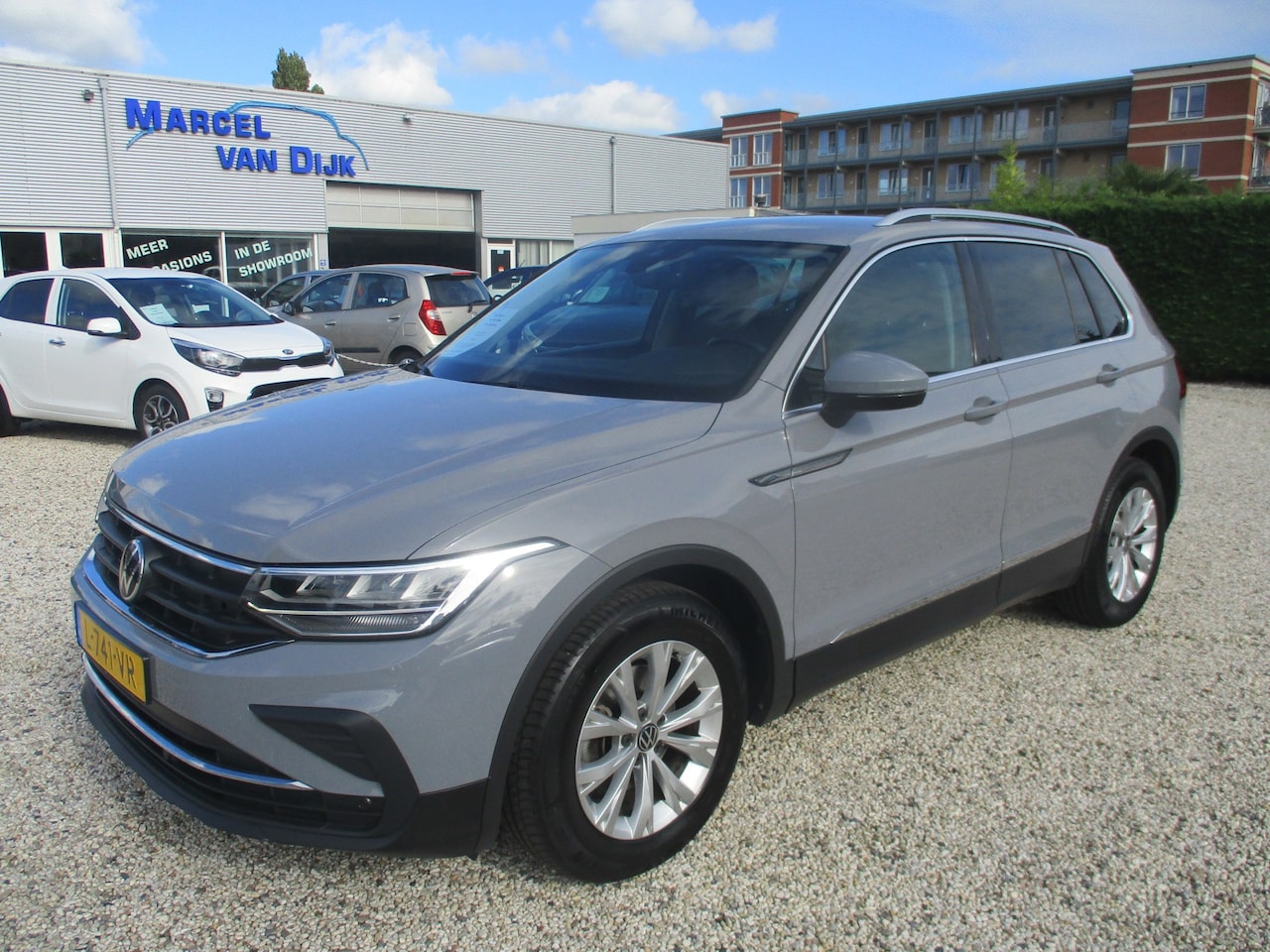 Volkswagen Tiguan - 1.5 TSI Life Business 1.5 TSI Life+ Business - AutoWereld.nl