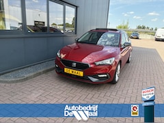 SEAT Leon Sportstourer - 1.5 eTSi 150pk DSG FR Bns.Intense SCHUIFDAK/LEDER/VIRTUAL/ADAPT.CRUISE/TREKH.WEGKLAPBAAR