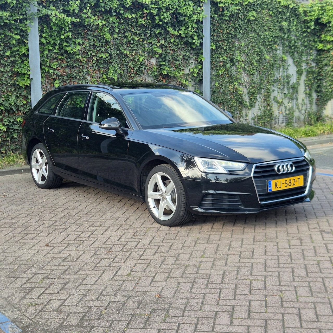 Audi A4 Avant - 2.0 TDI Pro Line 2.0 TDI Pro Line - AutoWereld.nl