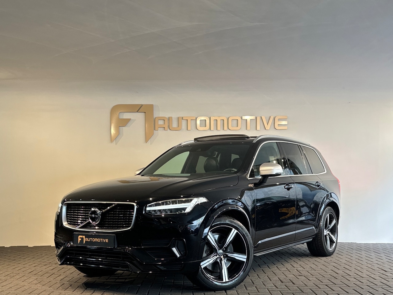 Volvo XC90 - 2.0 T8 Twin Engine AWD Inscription R-Design Pano|Memory - AutoWereld.nl