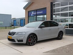 Skoda Octavia - 2.0 TSI RS Nieuwstaat 405 pk JD Stage4 Pano