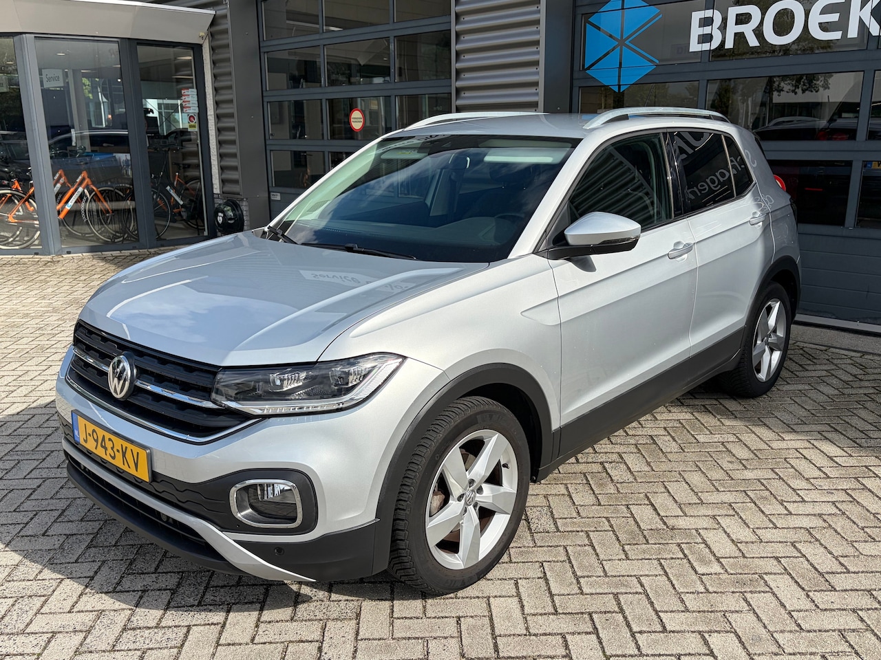 Volkswagen T-Cross - 1.0 TSI 110 pk Style | Trekhaak | Parkeersensoren | Naviagatie | Apple Carplay |Adaptif cr - AutoWereld.nl