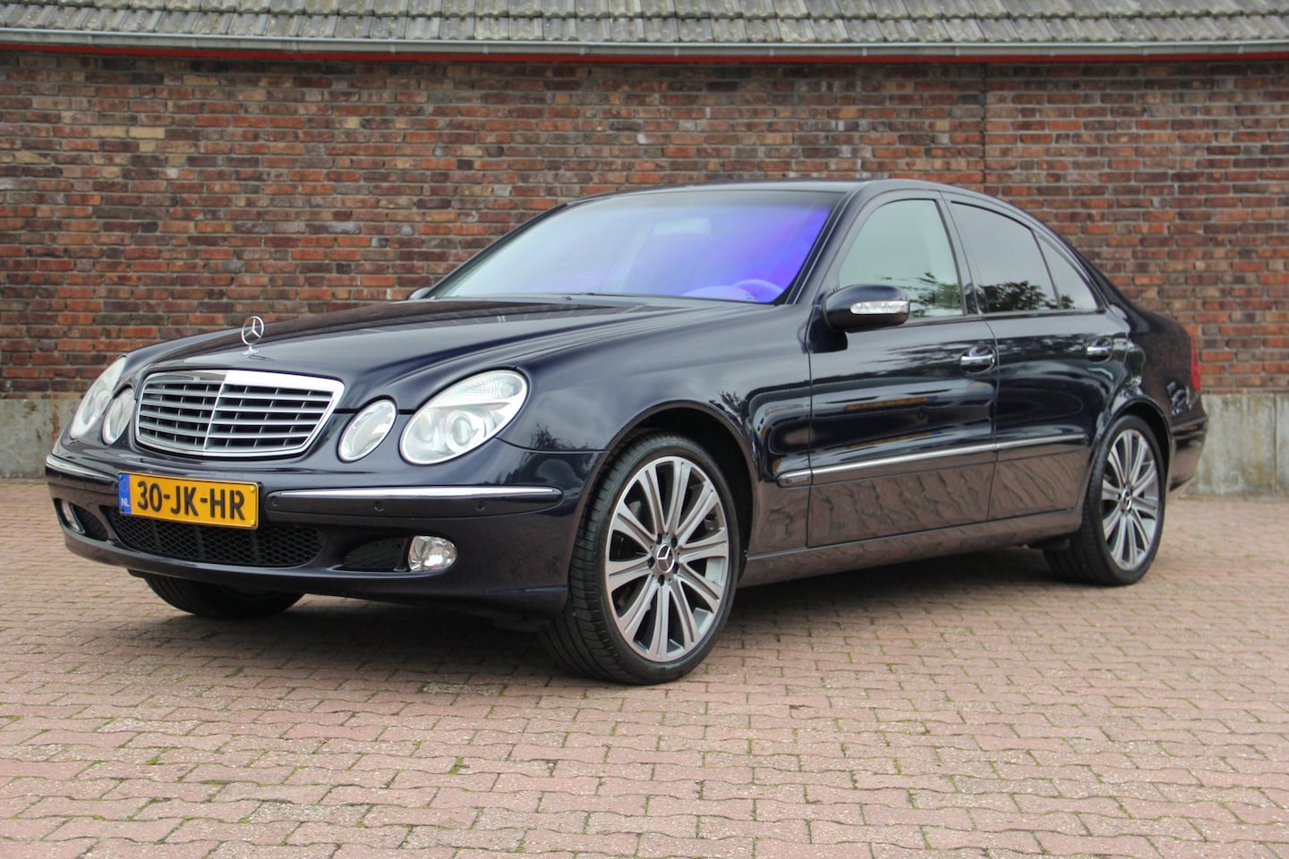 Mercedes-Benz E-klasse - 240 Avantgarde Cruise| Stoelverwarming| Trekhaak| NL Auto - AutoWereld.nl