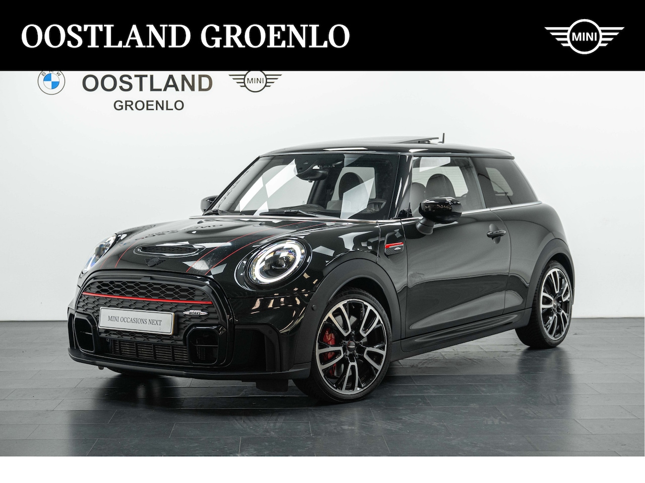 MINI John Cooper Works - Hatchback Automaat / Panoramadak / JCW Sport stoel / Comfort Access / Adaptieve LED / Harm - AutoWereld.nl