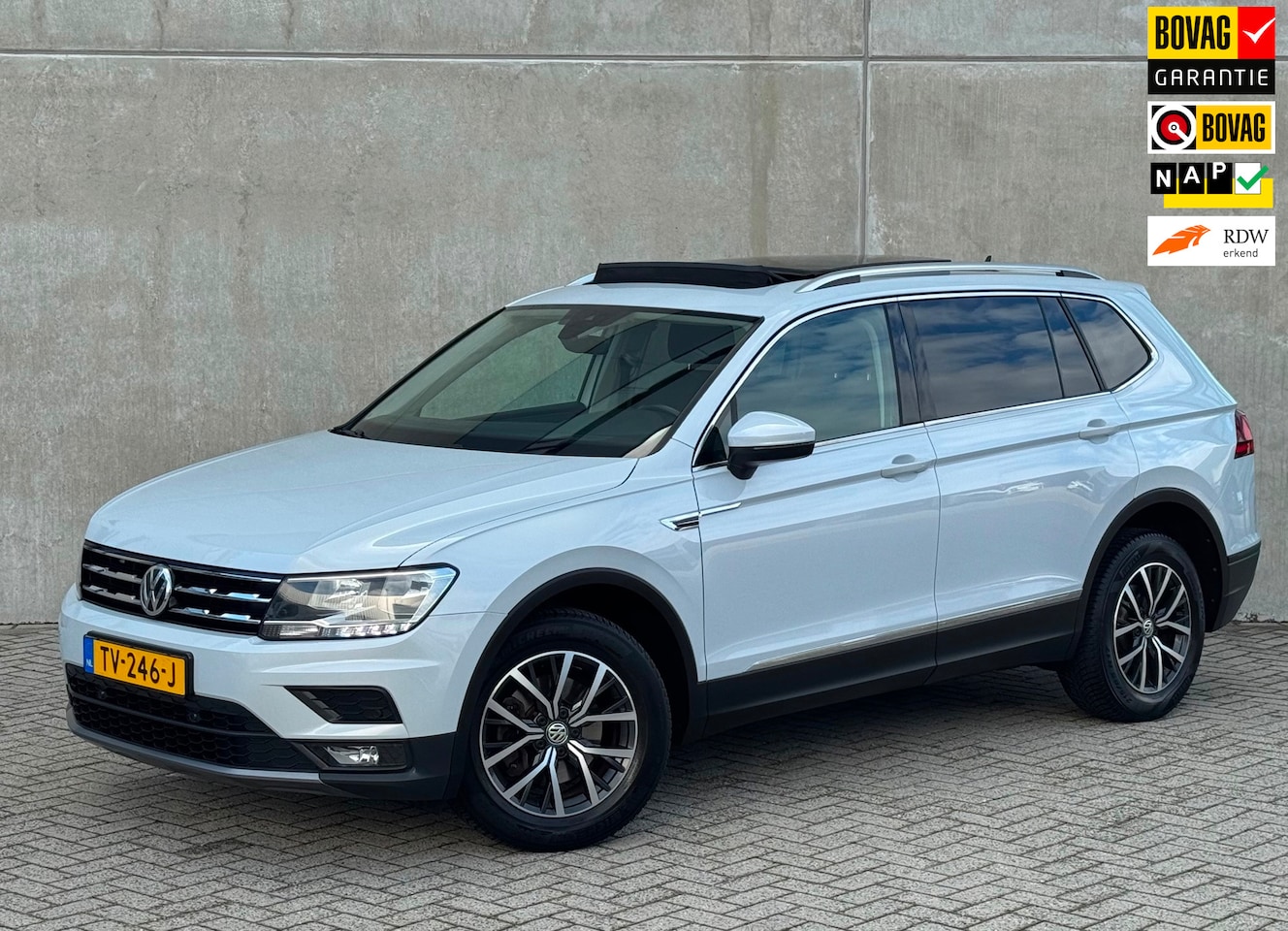 Volkswagen Tiguan Allspace - 1.4 TSI 7p. DSG 2018 NAP|PANO|VOL - AutoWereld.nl