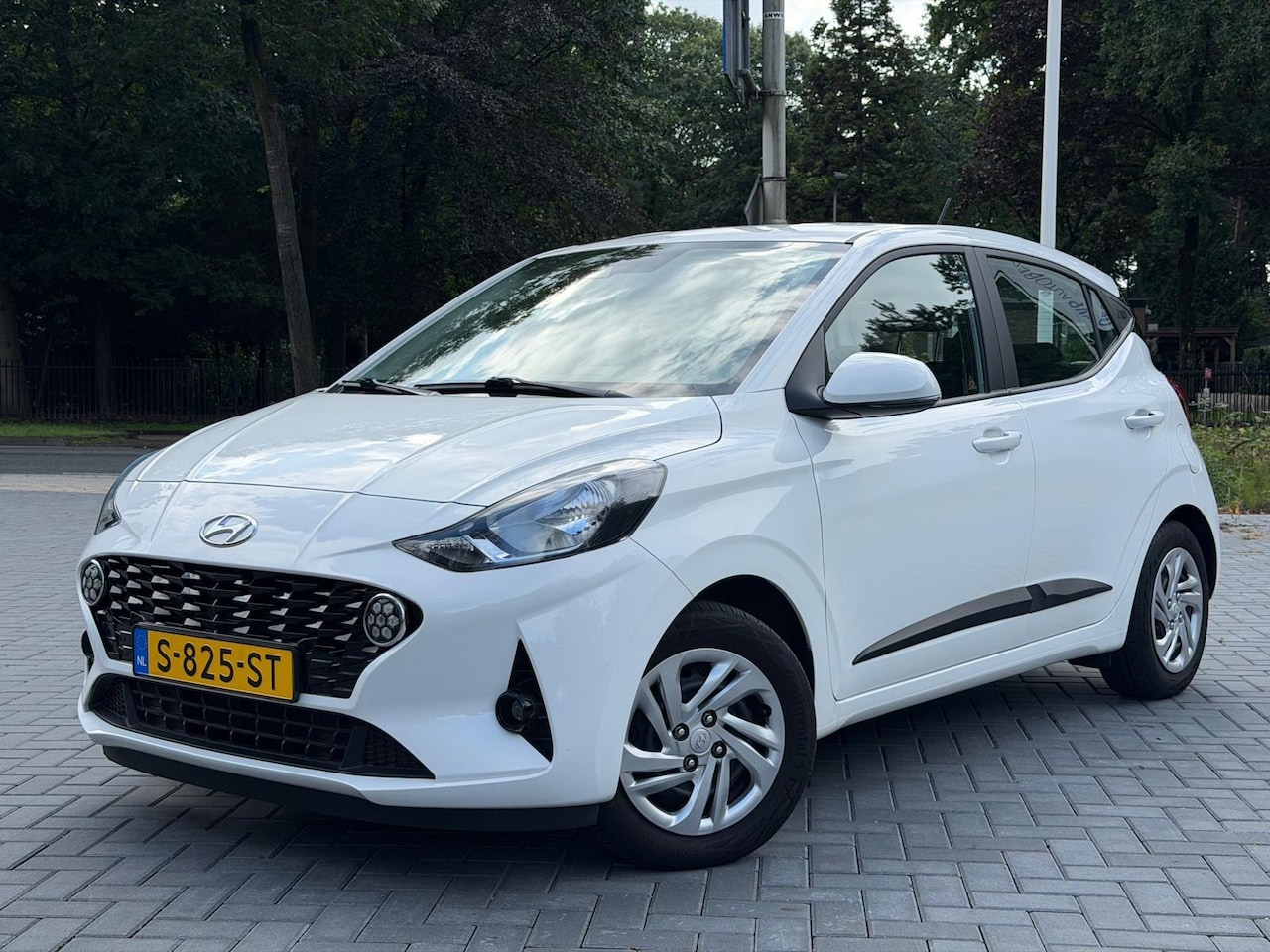 Hyundai i10 - 1.0 Comfort/Airco/Cruise/Carplay/Elekt Raam/NAP - AutoWereld.nl